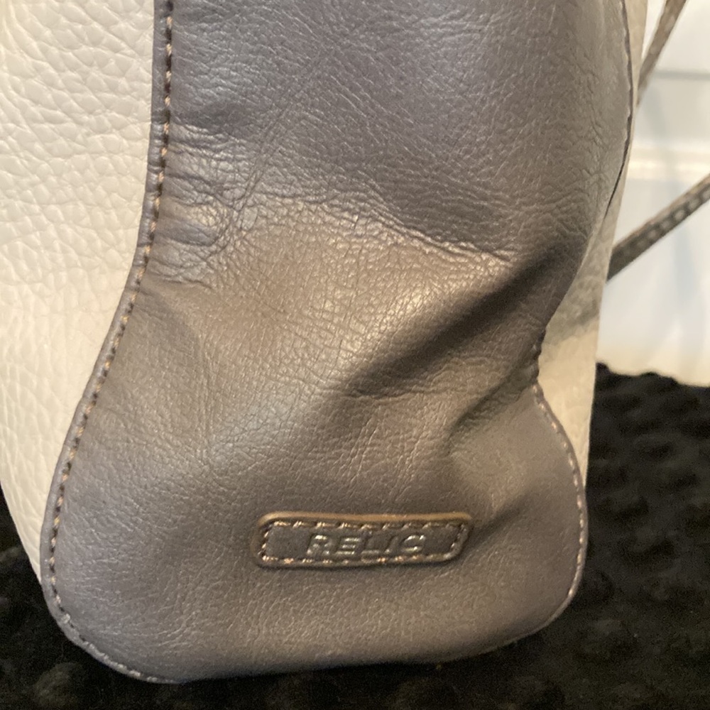 Relic Handbag - Picture 4 of 8